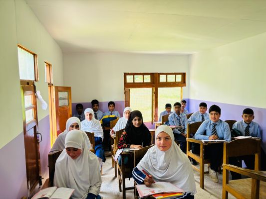 Banner : S S Edgewood School